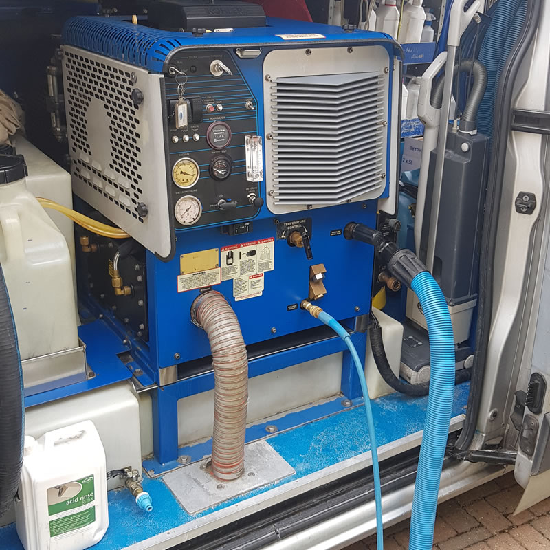 Truck mounted cleaning machine